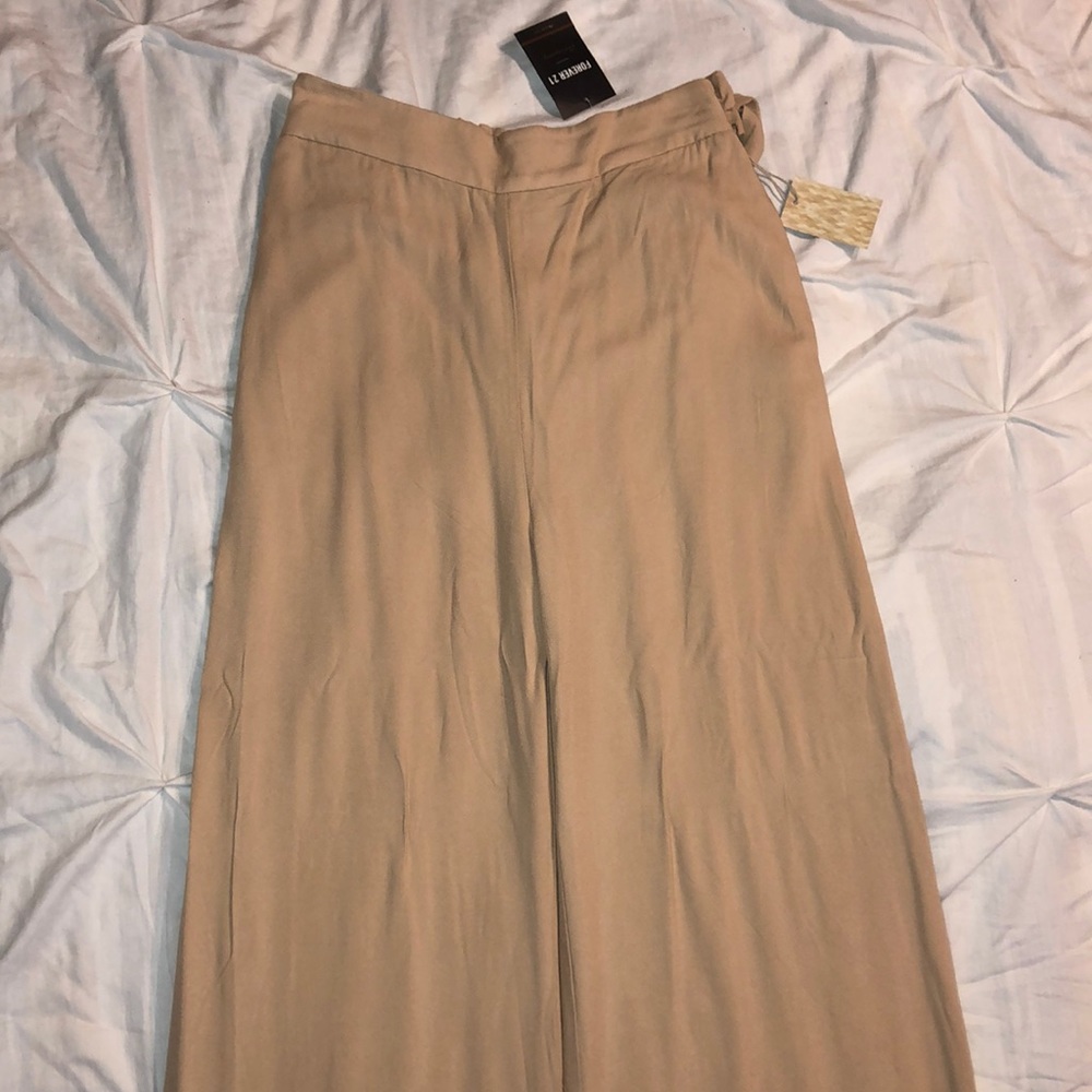 **Brand new - F21 wide leg pant